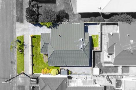 Photo of property in 6 Kowhai Avenue, Ebdentown, Upper Hutt, 5018