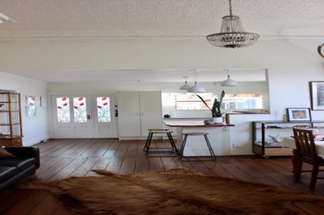 Photo of property in 144 Queen Street, Westport, 7825