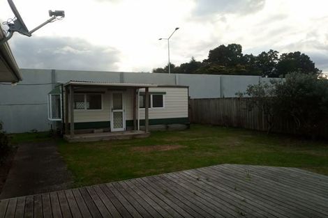 Photo of property in 2/21 Gloaming Place, Conifer Grove, Takanini, 2112