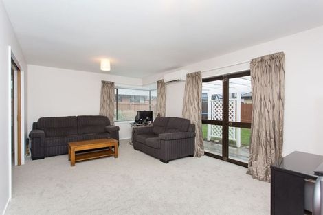 Photo of property in 49 Lowry Avenue, Redwood, Christchurch, 8051