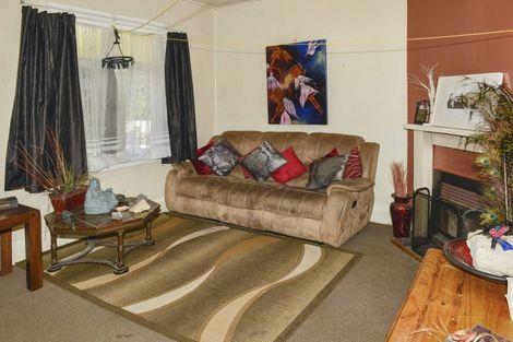 Photo of property in 15 Hall Street, Foxton, 4814