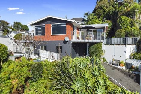 Photo of property in 3 Weston Street, Moturoa, New Plymouth, 4310