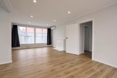 Photo of property in 72b Swaffield Road, Papatoetoe, Auckland, 2025