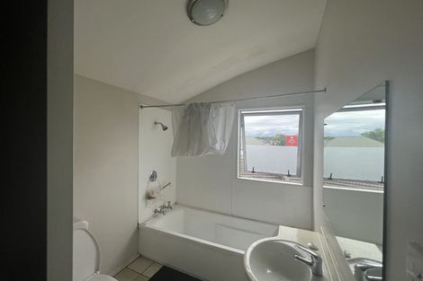 Photo of property in 4/272 Stanmore Road, Richmond, Christchurch, 8013