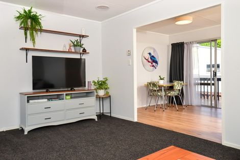 Photo of property in 16b Huia Avenue, Forest Lake, Hamilton, 3200