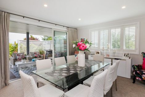 Photo of property in 11 Silicon Way, Fitzherbert, Palmerston North, 4410