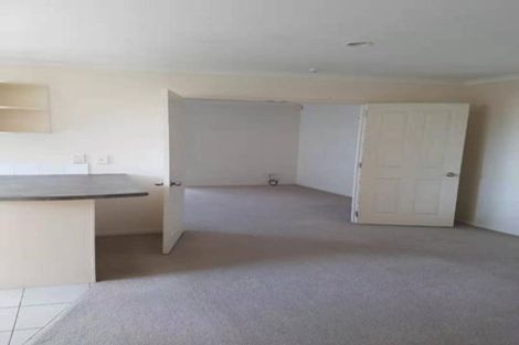 Photo of property in 73 Riverside Drive, Waiuku, 2123