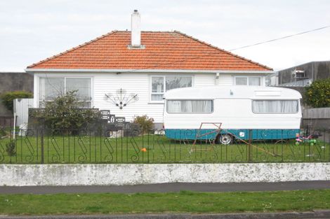 Photo of property in 44 Drake Street, Vogeltown, New Plymouth, 4310