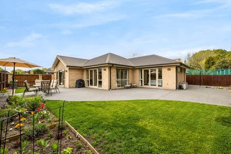 Photo of property in 51a Harris Crescent, Papanui, Christchurch, 8053