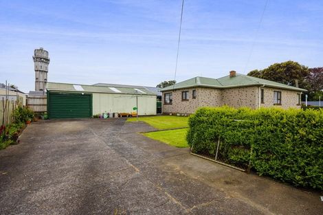 Photo of property in 35 High Street, Hawera, 4610