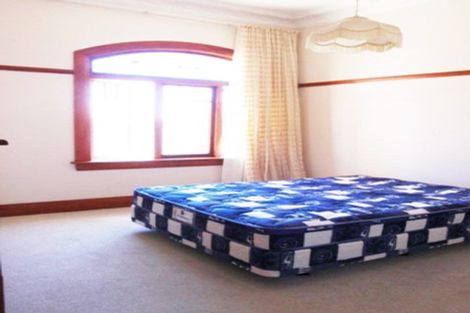 Photo of property in 64 Hawker Street, Mount Victoria, Wellington, 6011