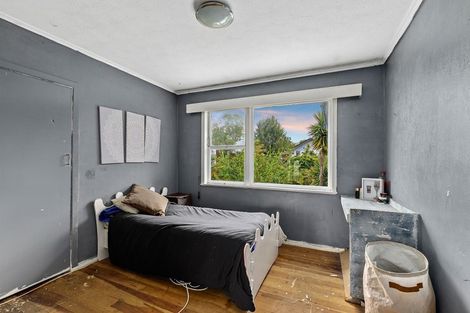 Photo of property in 26 Royal View Road, Te Atatu South, Auckland, 0610