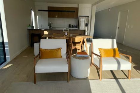 Photo of property in 2 Chapman Way, Jacks Point, 9371