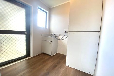 Photo of property in 1/194 Te Irirangi Drive, Flat Bush, Auckland, 2023