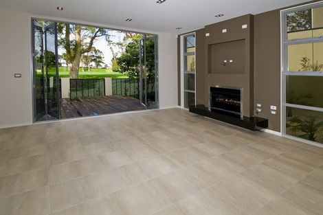 Photo of property in 126 Wheturangi Road, Greenlane, Auckland, 1051