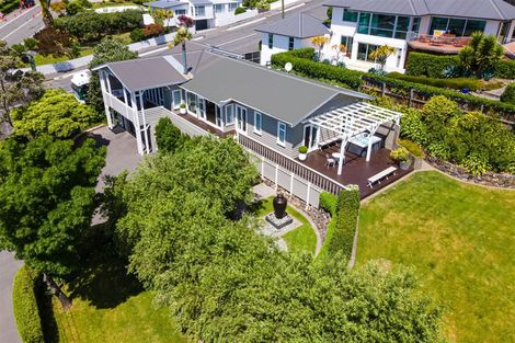 Photo of property in 52 Saint Andrews Hill Road, Mount Pleasant, Christchurch, 8081