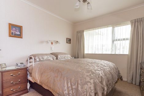 Photo of property in 55b Chatsworth Place, Highbury, Palmerston North, 4412