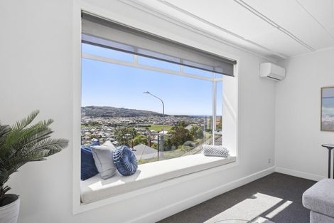 Photo of property in 42 Easther Crescent, Kew, Dunedin, 9012