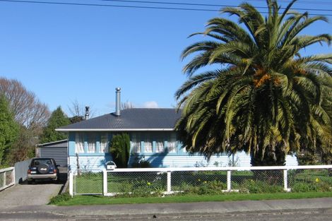 Photo of property in 4 Fox Street, Featherston, 5710