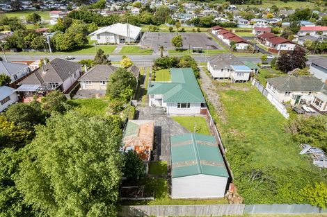 Photo of property in 21 Wellington Road, Wainuiomata, Lower Hutt, 5014