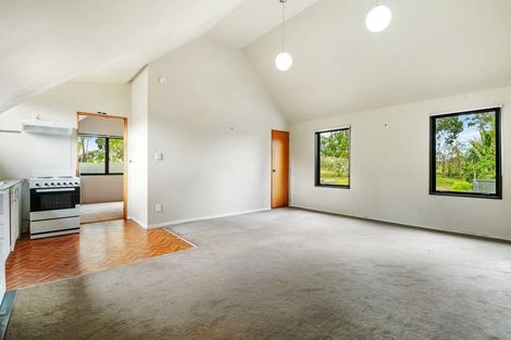 Photo of property in 429 Kiwitahi Road, Helensville, 0875