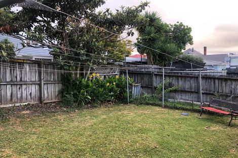 Photo of property in 16a Wolseley Street, Morningside, Auckland, 1022