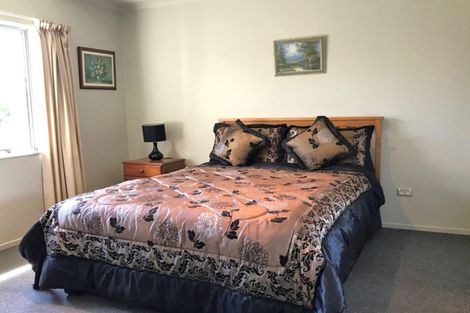 Photo of property in 369 One Tree Point Road, One Tree Point, 0118