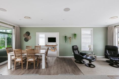 Photo of property in 5 Damien Place, Ohauiti, Tauranga, 3112