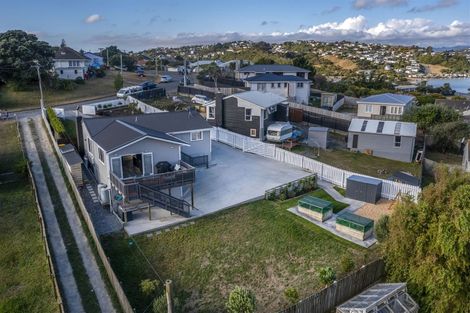 Photo of property in 81 Waiuta Street, Titahi Bay, Porirua, 5022