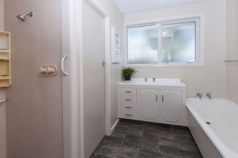 Photo of property in 82 Teesdale Street, Burnside, Christchurch, 8053