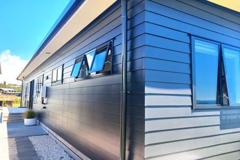 Photo of property in 6 Sunset Heights, Cable Bay, 0420