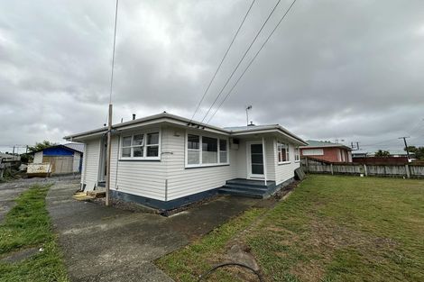 Photo of property in 27 Freyberg Street, Levin, 5510