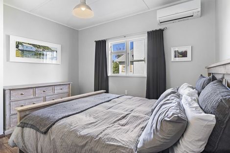 Photo of property in 6 South Featherston Road, South Featherston, Featherston, 5771