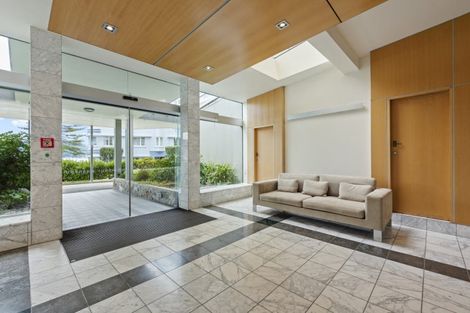 Photo of property in Wharenui Apartments, 274 Oriental Parade, Oriental Bay, Wellington, 6011