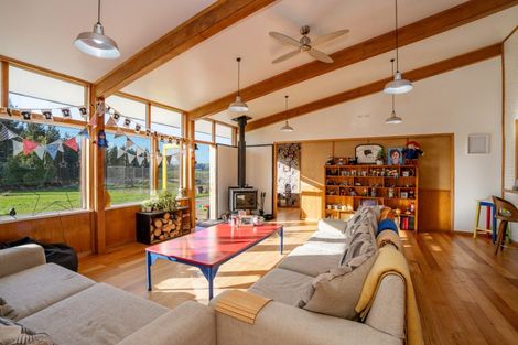 Photo of property in 6 Quarry Hills Fortification Road, Quarry Hills, Tokanui, 9884