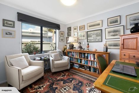 Photo of property in 6 Coleman Place, Katikati, 3129