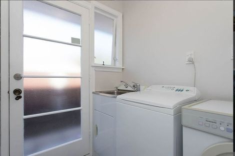 Photo of property in 2/200 Waimairi Road, Ilam, Christchurch, 8041