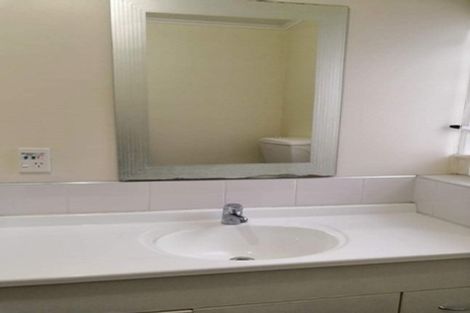 Photo of property in 1/75 Settlement Road, Papakura, 2110