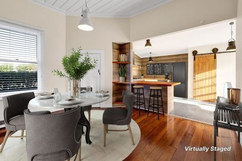 Photo of property in 120 Manawapou Road, Hawera, 4610