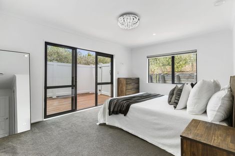 Photo of property in 48 Shelter Drive, Greenhithe, Auckland, 0632