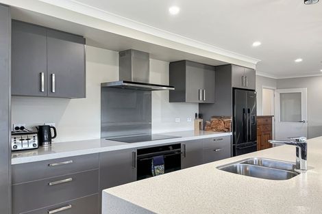 Photo of property in 8 Birch Hill Drive, Twizel, 7901