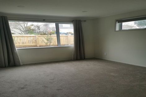 Photo of property in 28 Vandeleur Avenue, Birkdale, Auckland, 0626