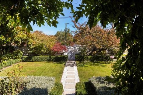 Photo of property in 52a Onslow Street, St Albans, Christchurch, 8014