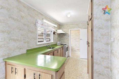 Photo of property in 18 Lowry Crescent, Stokes Valley, Lower Hutt, 5019