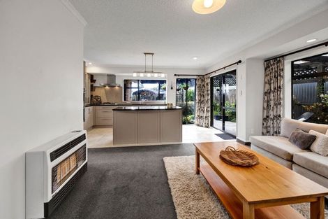 Photo of property in 1 Ludlow Place, Bell Block, New Plymouth, 4312