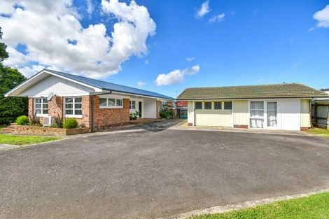 Photo of property in 15 Les Marston Place, Pukekohe, 2120