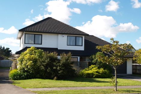 Photo of property in 2/55 Frank Nobilo Drive, Golflands, Auckland, 2013