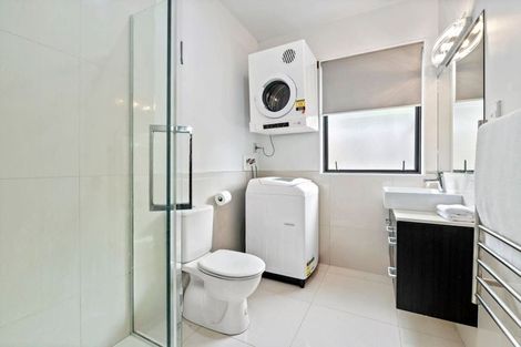 Photo of property in 2 Vivian Road, Silverdale, 0932