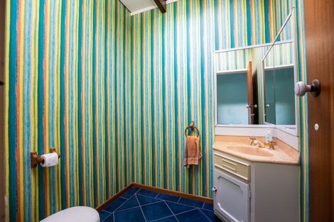 Photo of property in 3a Montana Place, Merrilands, New Plymouth, 4312