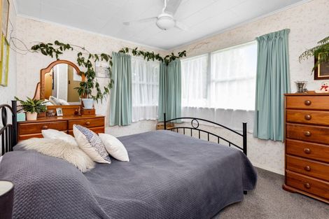 Photo of property in 5 Shortland Street, Tamatea, Napier, 4112